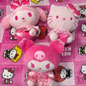 Pink My Melody/hello kitty/kuromi plushies